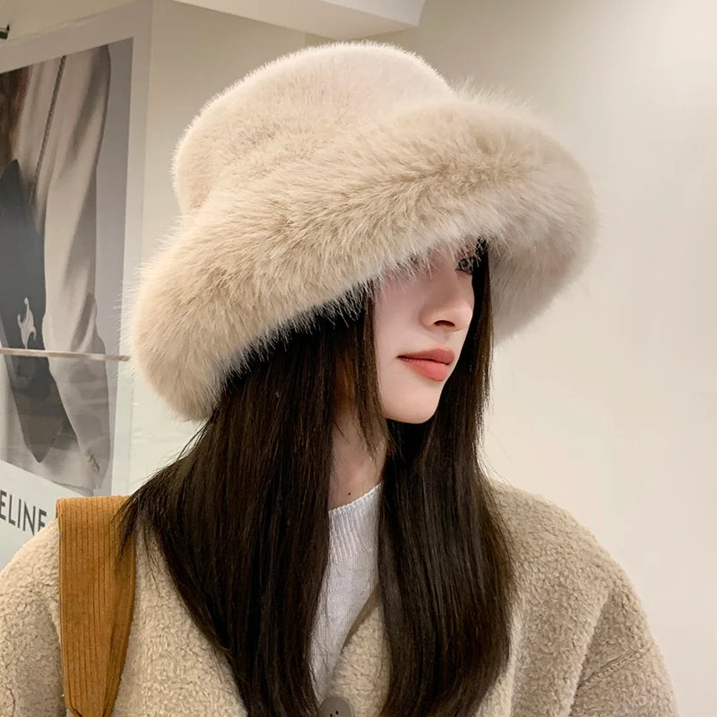 2023 Big Faux Fur Fluffy Bucket Hat for Women Luxury Plush Winter Hat Thicken Snow Oversized Fur Bucket Hat Soft Big Panama Cap